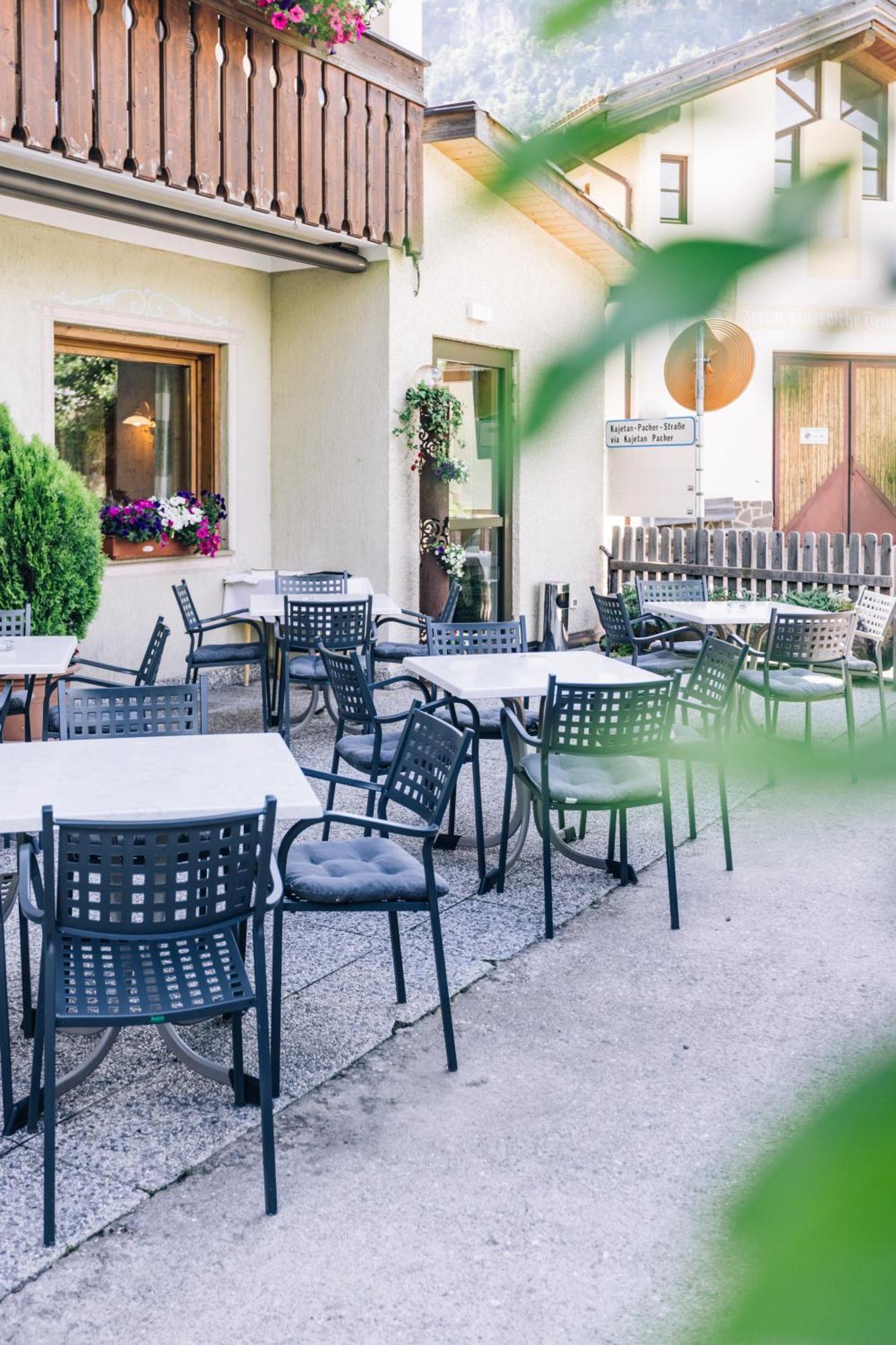 Hotel Schoenwies Trodena Bagian luar foto