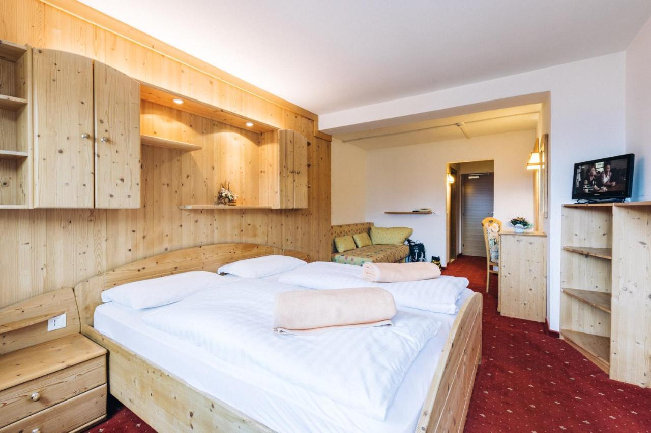 Hotel Schoenwies Trodena Bagian luar foto